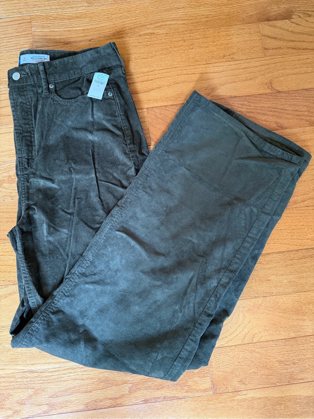 Women’s corduroy Pants- NEW